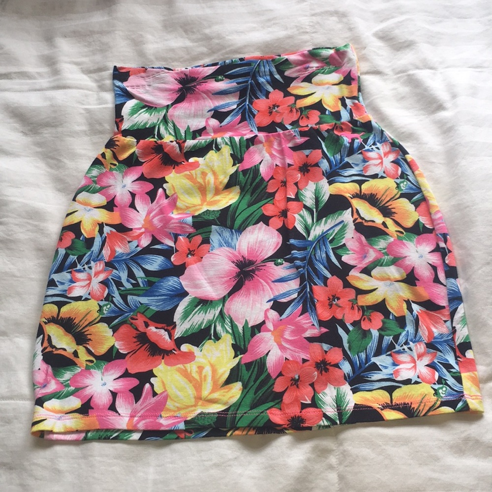 VS PINK Floral Skirt